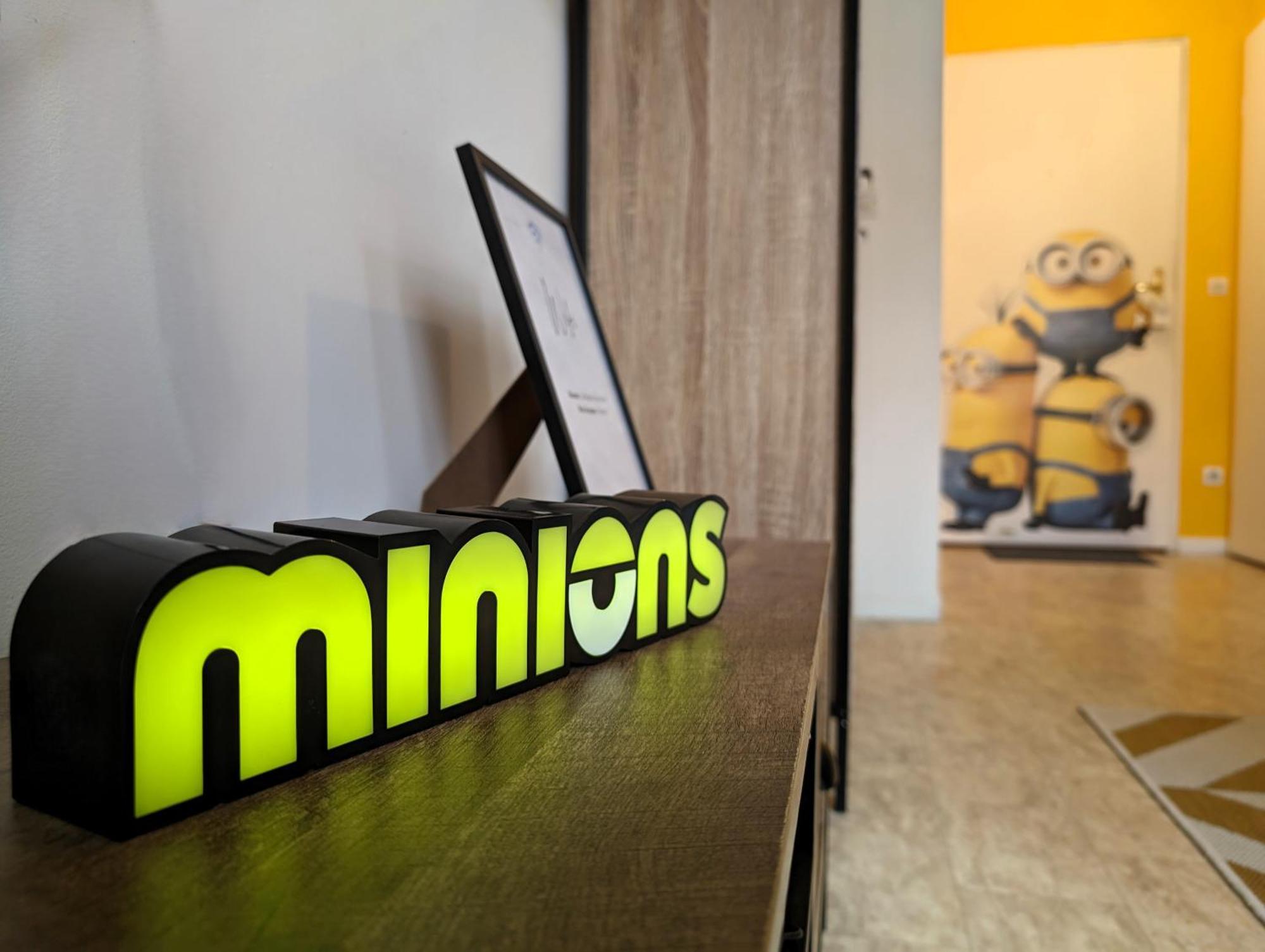 Le Repaire Des Minions - 10' Disney - Familial Bailly-Romainvilliers Kültér fotó